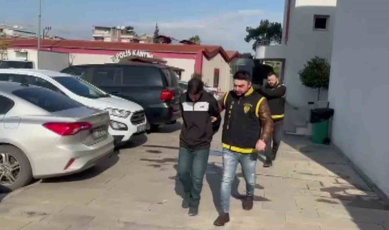 Adana’da aynı gece iki hırsızlık: İmitasyon saat ve sigara çaldılar