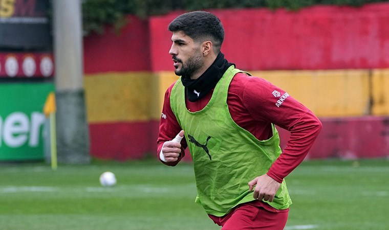 Galatasaray'ın yeni transferi ilk idmanına çıktı