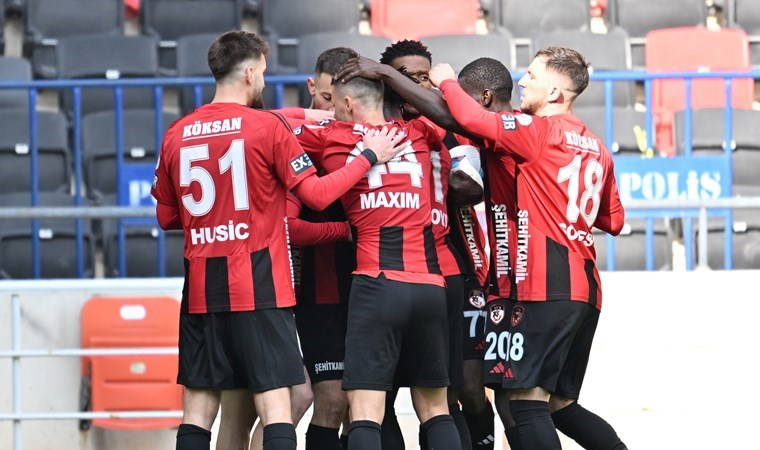 Gaziantep FK 90+1'de 3 puana uzandı