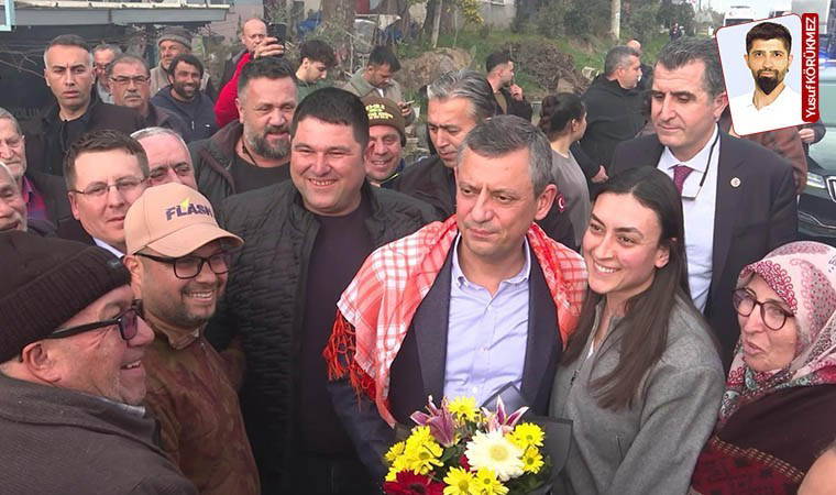 Manisa'da coşkulu karşılama: Özgür Özel’in yolunu meşalelerle kestiler