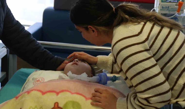 Depremde 'öldü' denilmişti: Ailenin 2 hafta aradığı Asiye bebek Eskişehir’de tedavi edildi