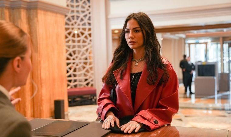 ‘Eşref Rüya’ dizisinin çekimleri başladı: Demet Özdemir'den set pozları!