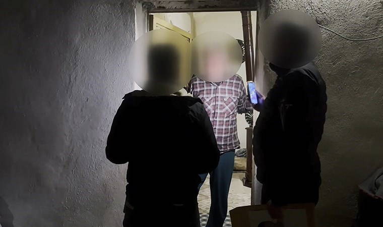 Yakayı ele verdiler! 'Silahlı paylaşım' yapanlara operasyon: 19 gözaltı