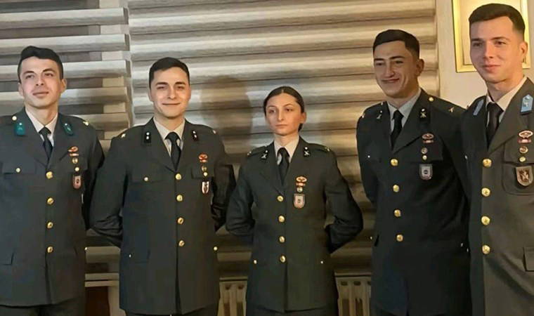 Uzman hukukçulardan teğmenlere destek