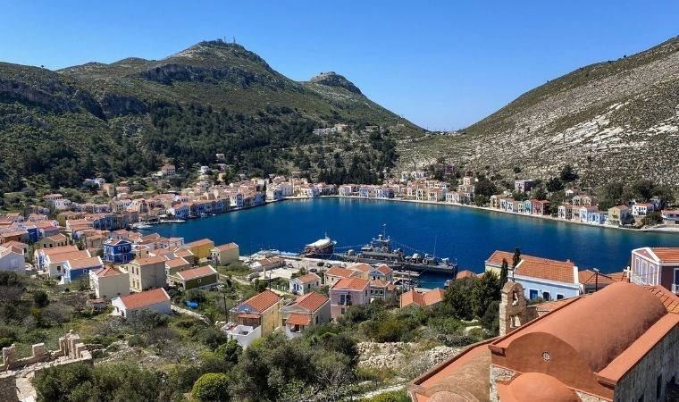 Türkiye'den Yunan adalarına turist akını!