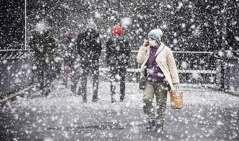 İstanbul için şiddetli kar ve fırtına uyarısı