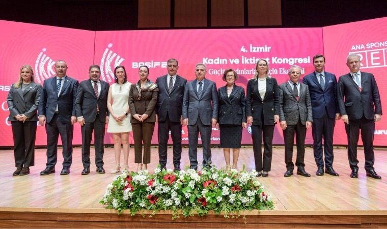 İzmir Kadın Kongresi başladı