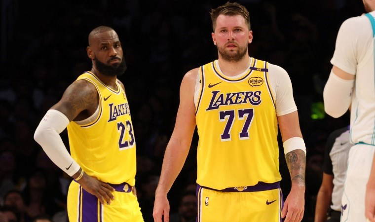 Los Angeles Lakers kendi evinde mağlup!
