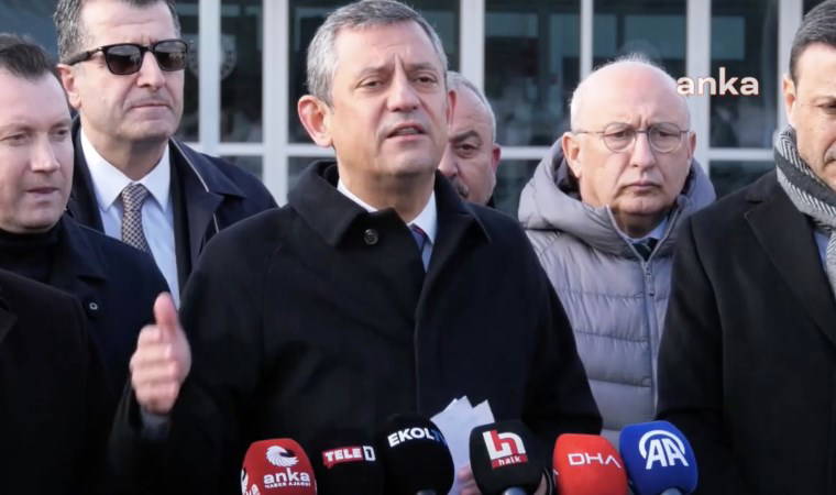 Son Dakika... Özgür Özel'den Silivri ziyareti: 'Bana yapamadığını Özdağ'a yapıyor'