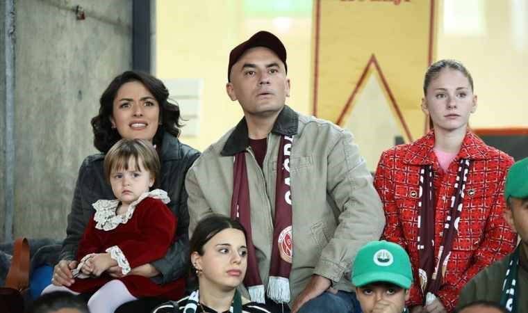 Ezgi Mola ve Giray Altınok'lu 'Başka Bir Sen' filminin yayın tarihi belli oldu!
