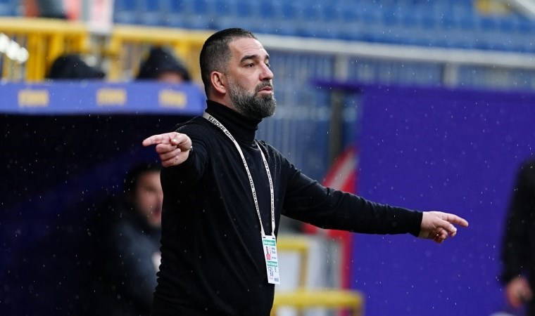 Beşiktaş maçı öncesi... PFDK'den Arda Turan kararı