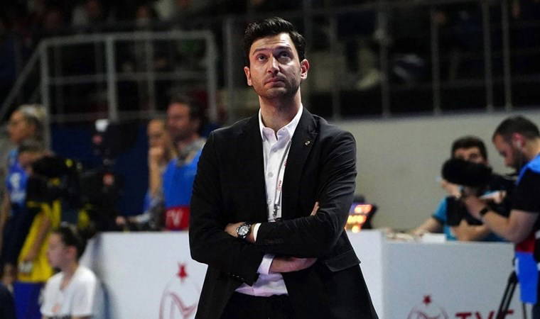 Ferhat Akbaş, Japonya Kadın Milli Voleybol Takımı'nın başantrenörü oldu