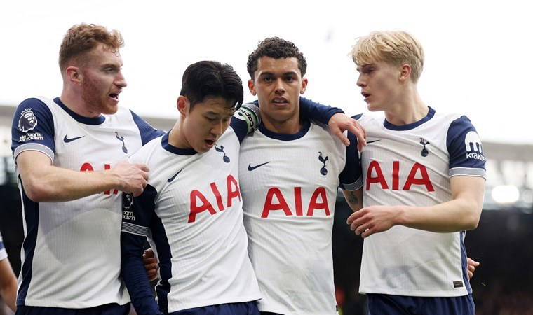 Tottenham, deplasmanda 3 puanı 4 golle aldı