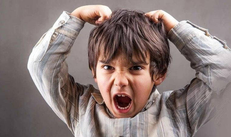 Çocuğunuzun öfke nöbetlerine bu yöntemler ile son verin: Çocukları sakinleştirmenin 8 etkili yolu