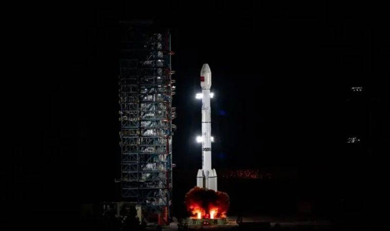 Çin, uzaya yeni uydu gönderdi