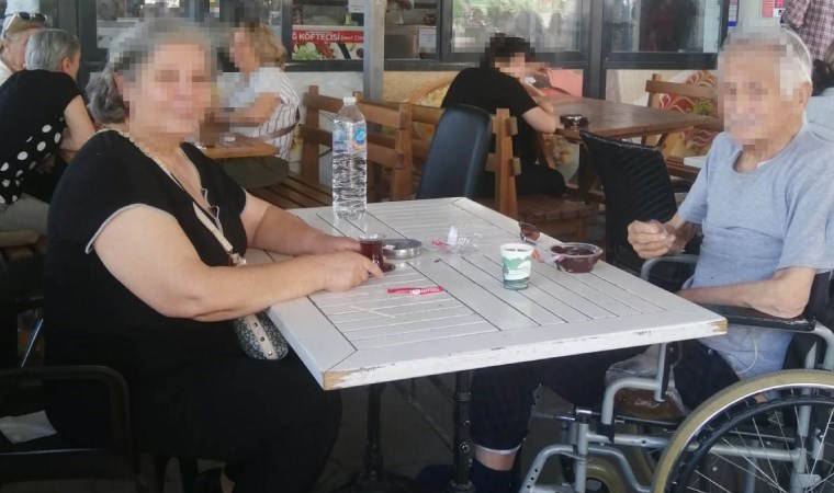 Kiracısı evden çıkmayınca huzurevine yerleşti