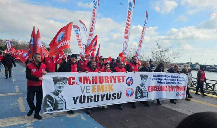 Eğitim-İş, Ankara'ya 'Cumhuriyet ve Emek Yürüyüşü' başlattı