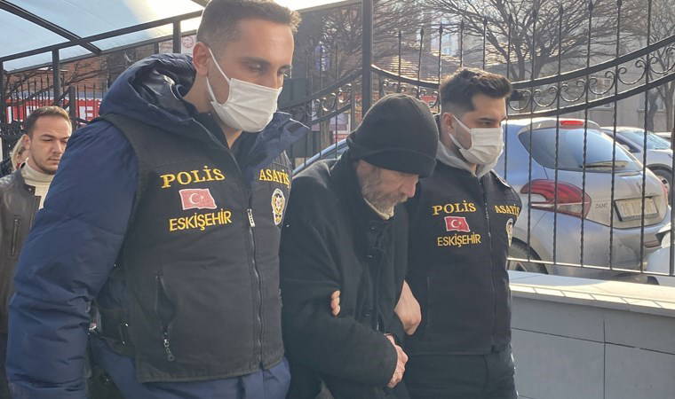 Kardeşinin kimliğini kullanıyordu: 12 yıl sonra yakayı ele verdi