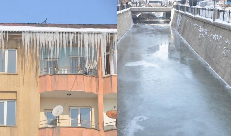 Van, Muş, Hakkari ve Bitlis'te dereler dondu... 88 yerleşim yerine ulaşılamıyor!