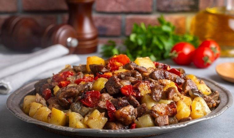 Pratik ve doyurucu bir akşam yemeği: Orman Kebabı tarifi