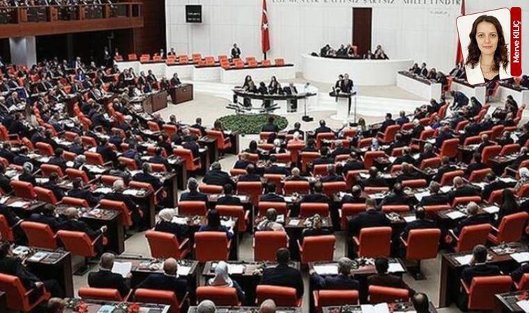 Daha önce güçlendirilmiş parlamenter sistem diyen Özbudun şimdi ‘tek adam rejimi’ için masada: Gündemde anayasa var