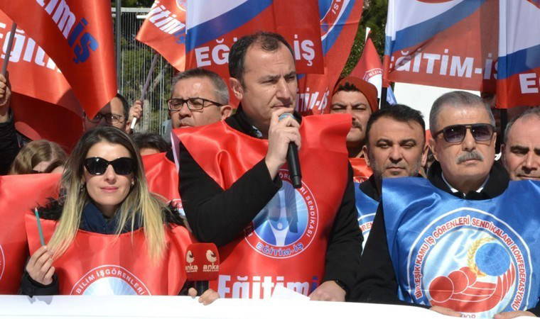 Karanlığa teslim olmayacağız!