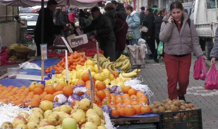 Ramazan'a 1 gün kala: Esnafın satışı kilodan grama düştü