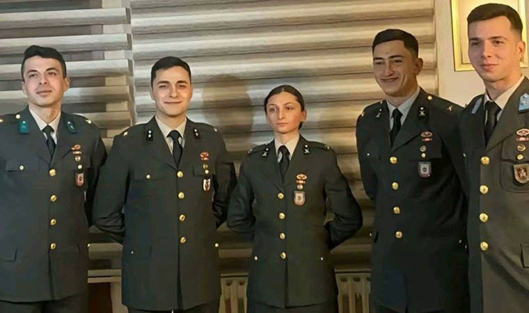 Teğmenler ihraç edildi...