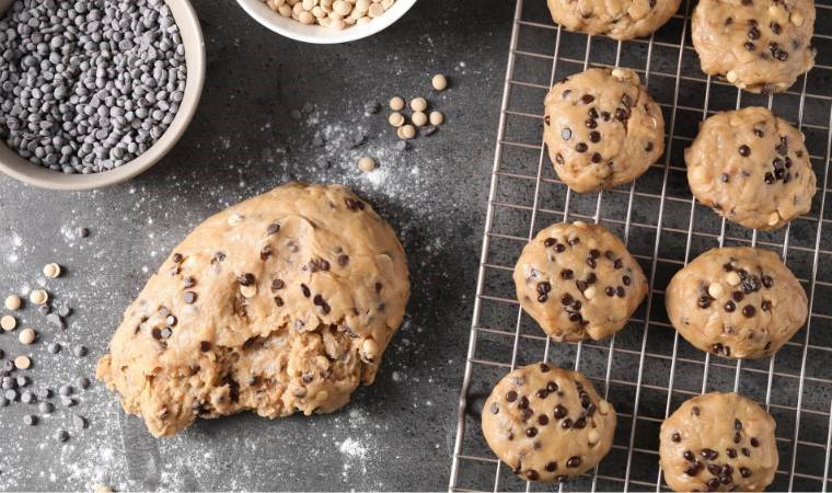 Kıyır kıyır buzluk kurabiyesi tarifi... Dilimleyip fırına atın!