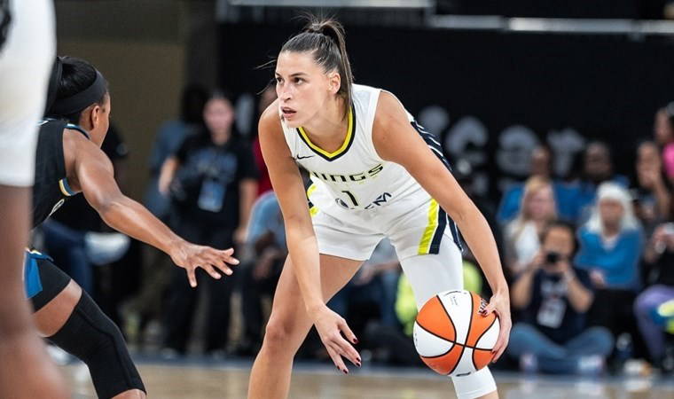 Sevgi Uzun'un yeni adresi WNBA!