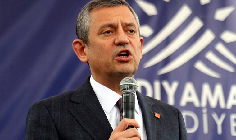 Özgür Özel Adıyaman'da... Erdoğan'a 'Deprem Bakanlığı' çağrısı: 'İnsanları ölüme yatırmayalım'