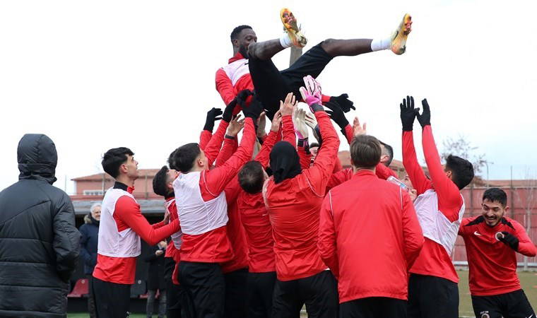 Mustapha Yatabare'den emeklilik kararı!