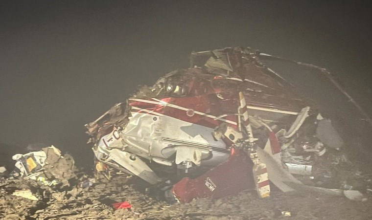 İtalya'da helikopter düştü: 3 kişi öldü