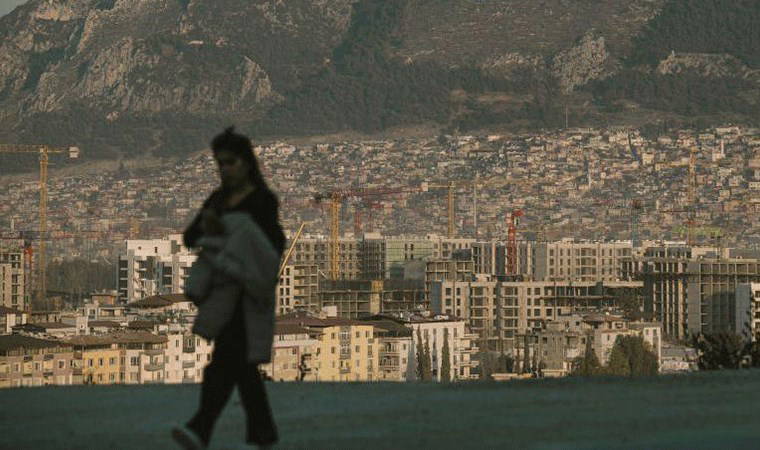 Deprem konutlarının ne kadarı teslim edildi?