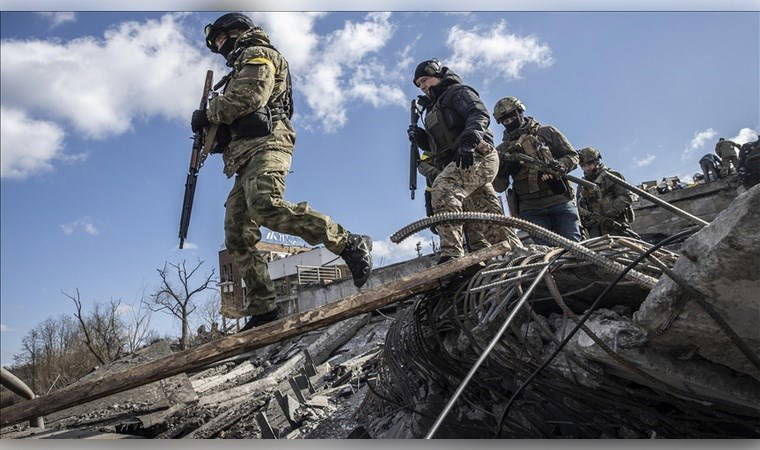 Ukrayna'dan Rus hava üssüne İHA saldırısı