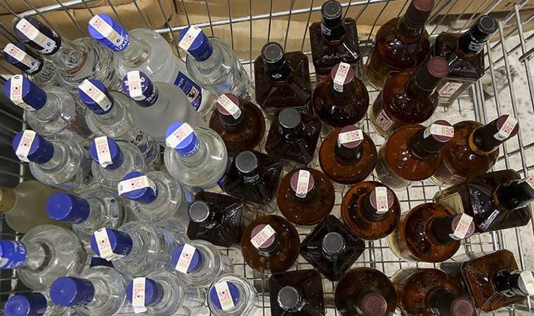 'Sahte içki' kabusu sürüyor: Adana'da 383 litre ele geçirildi