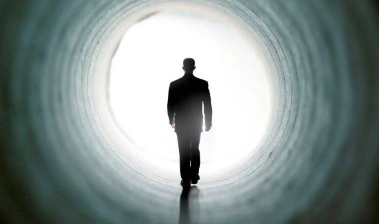 Ölmeden önce insan beyni ilk kez izlendi: Gerçekten hayatımız gözümüzün önünden geçiyor mu?