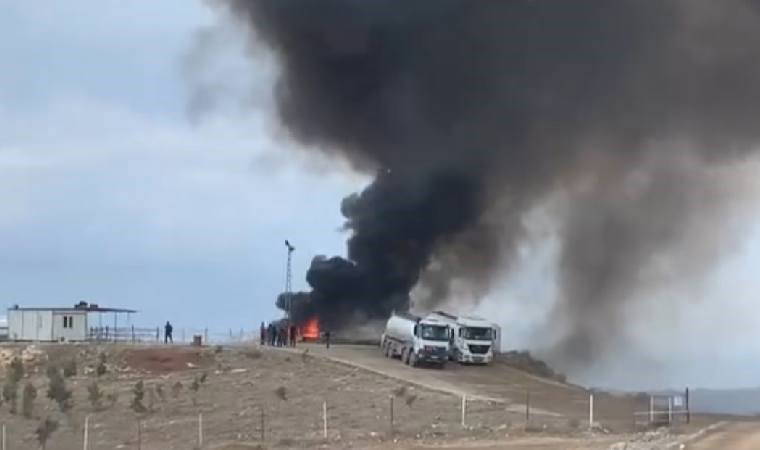 Batman'da atık petrol havuzunda yangın!