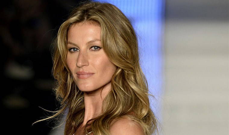 Eski Victoria’s Secret meleği 44 yaşında anne oldu: Eski eşinden tebrik mesajı geldi