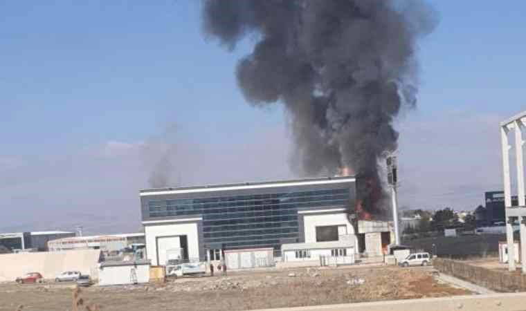Ankara'da korkutan fabrika yangını!