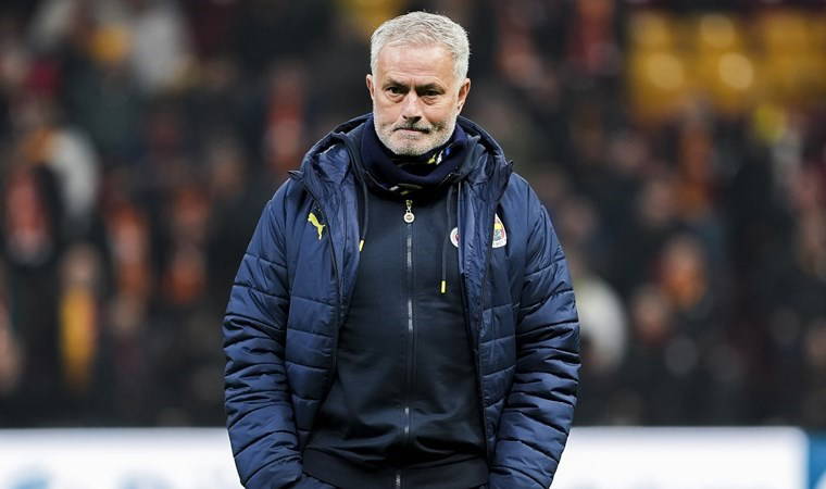 İngiltere'de gündem Mourinho'nun sözleri: Ünlü gazeteci yayına Fenerbahçe tişörtü ile çıktı