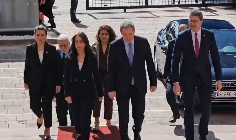 DEM Parti heyetinin CHP ziyareti devam ediyor