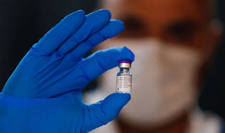 BioNTech, Kovid-19 aşısına talebin düşmesiyle zarar açıkladı