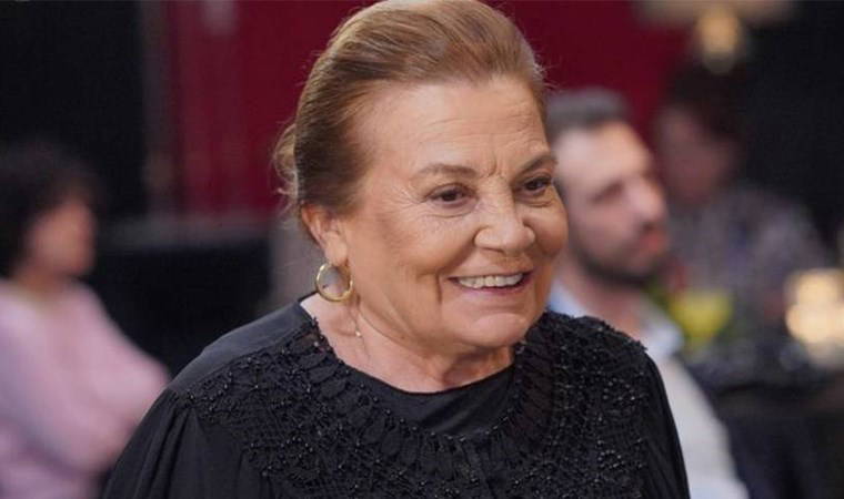 Kızılcık Şerbeti'nin 'Sönmez'i Aliye Uzunatağan: 'Sokakta yürüyemez oldum'