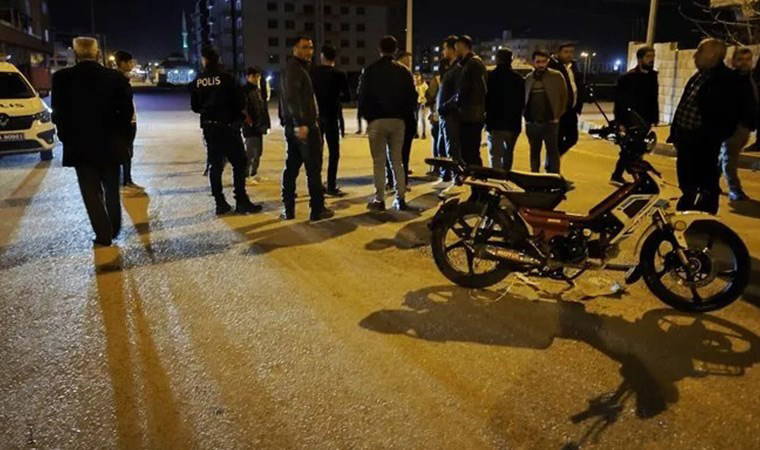 Nusaybin'de cip ve motosiklet çarpıştı: 2 kişi yola savruldu!