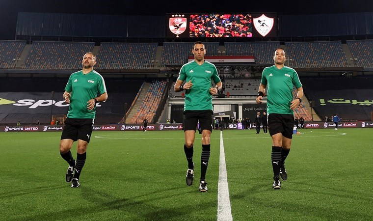 Derbide yabancı hakem krizi