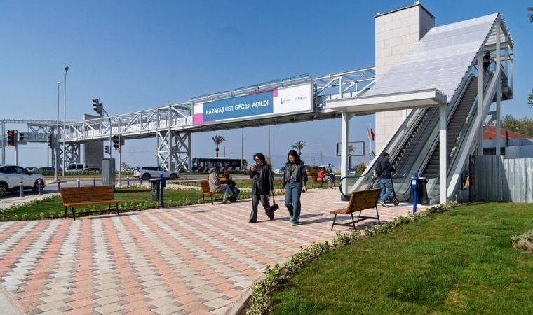 Karataş Yaya Üst Geçidi hizmete açıldı