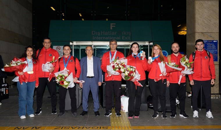 Avrupa şampiyonu milli atıcılar, yurda döndü