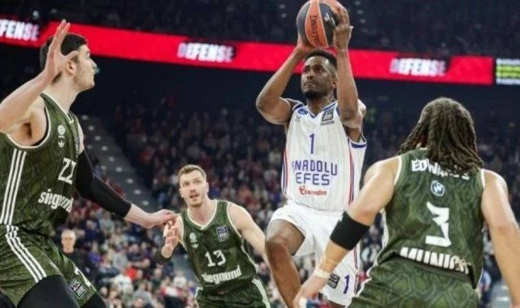 Anadolu Efes, Bayern Münih'i rahat geçti!