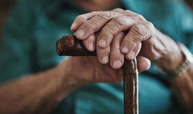 En yoğun yaşlı nüfus hangi ilçede?